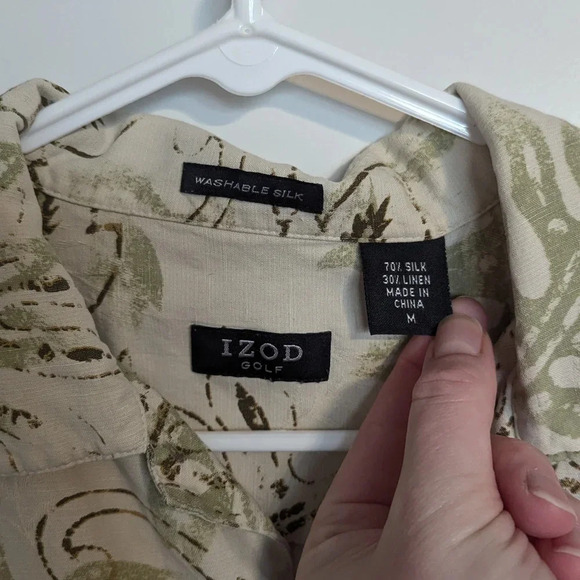 IZOD Golf Washable Silk Linen Short Sleeve Button Up Print Hawaiian sz Medium - Picture 3 of 5